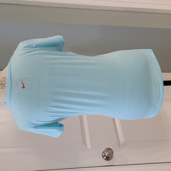 Nike Blue Slim Fit V-Neck Short Sleeve T-Shirt - Size Large - Picture 4 of 5